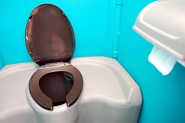 Affordable portable toilet rental in Newburgh, IN